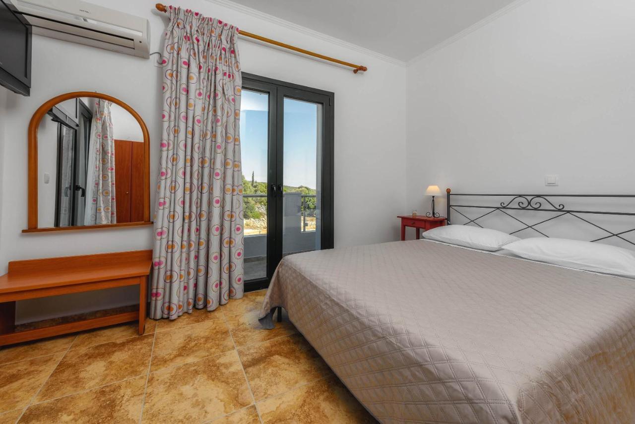 Alonaki Apartments Agios Leon Eksteriør bilde