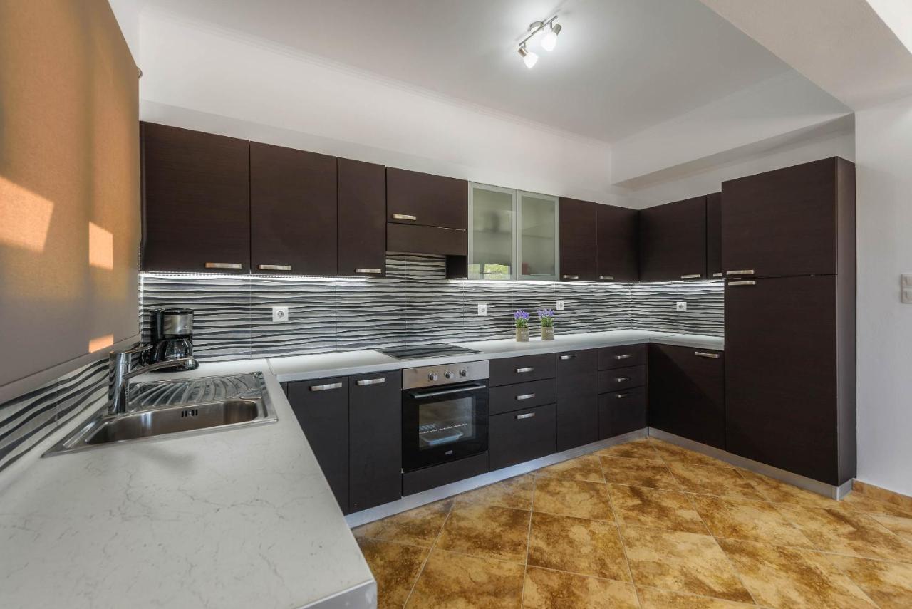 Alonaki Apartments Agios Leon Eksteriør bilde