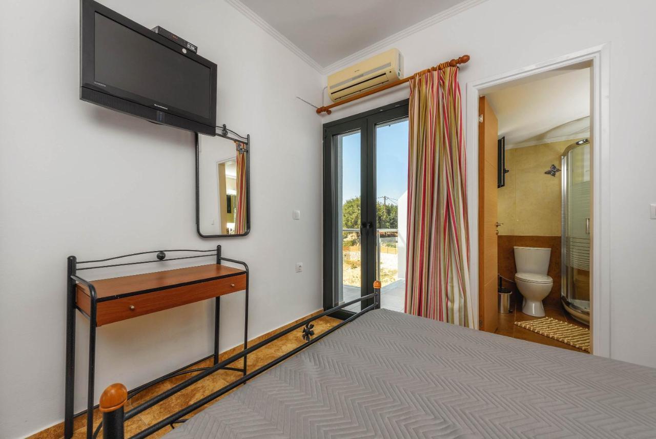 Alonaki Apartments Agios Leon Eksteriør bilde